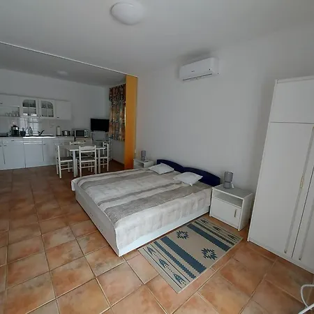Apartament Istvan *