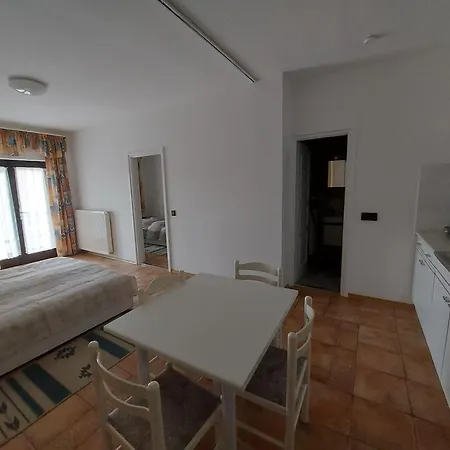 Apartment Istvan *