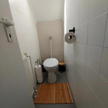 Istvan Apartman *